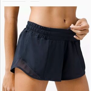 2.5” hotty hot lululemon shorts
